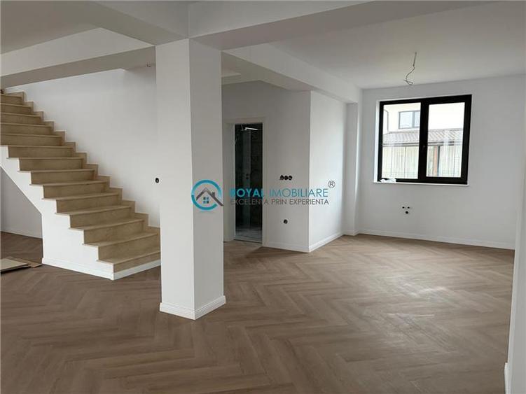 Royal Imobiliare  - Vanzare Vila zona Paulesti - 6