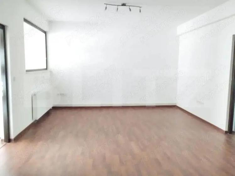 Spatiu de birouri, zona centrala - 4