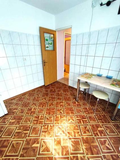 Garsoniera, decomandata, 42 mp, ac, metrou aproape, zona Veteranilor - 6