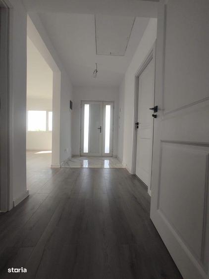 Casa individuala, INACLIRE IN PARDOSEALA, 3 camere, 400 mp teren - 1