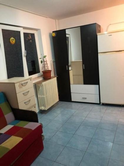 Berceni, Piata Resita, str. Costila - 1