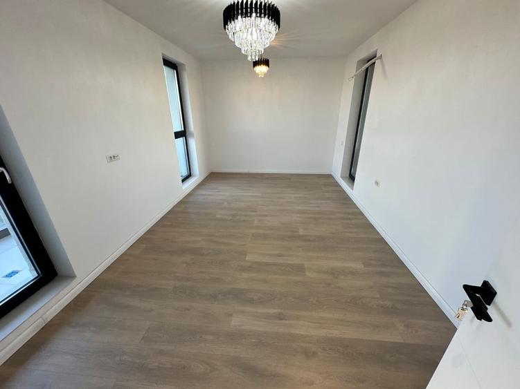 CASE INDIVIDUALE - 4 CAMERE, GARAJ, PANOURI SOLARE, COMISION 0% - 22