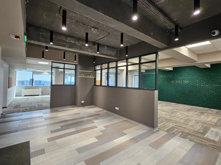 Spatiu birou amenajat - Universitate - 340 mp - 7