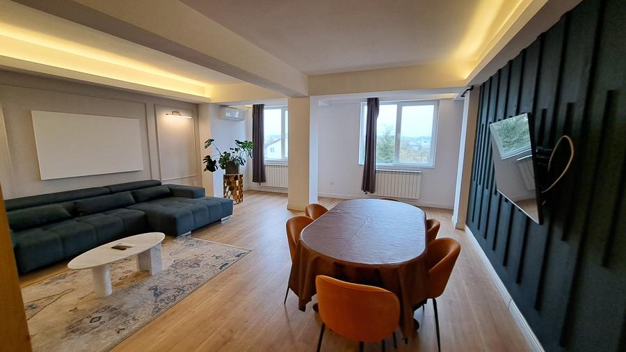 APARTAMENT 3 CAMERE CU 3 BAI - LUX - LOC PARCARE - COMISION 0 - 4