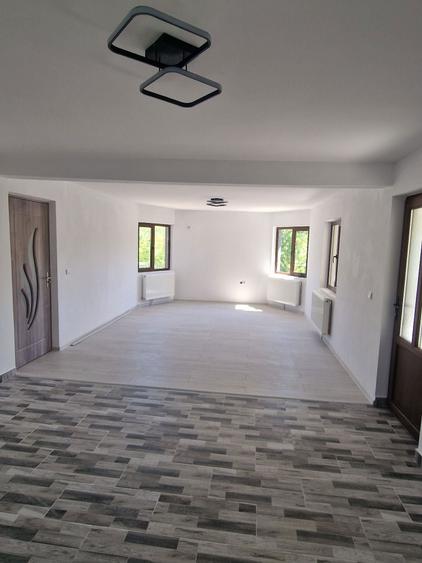 Casa noua la cheie, toate utilitatile, curte amenajata - 3