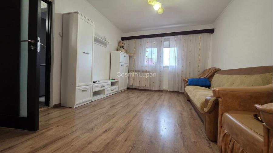 Apartament 2 camere, Etaj 1, Piata Sarbilor