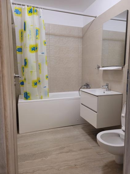 Berceni-Metrou Berceni-Garsoniera decomandata-Prima Inchiriere(300 metri metrou - 9