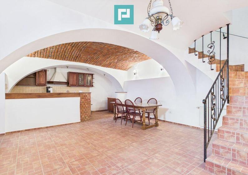 Apartament pe 3 niveluri - ultracentral, Arad - 13