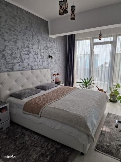 Se ofera spre vanzare apartament spatios cu 3 camere, loc de parcare - 9