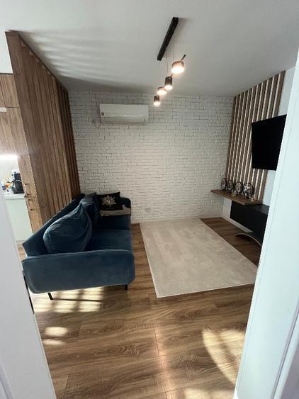 Apartament cu 4 camere decomandat în Păcurari