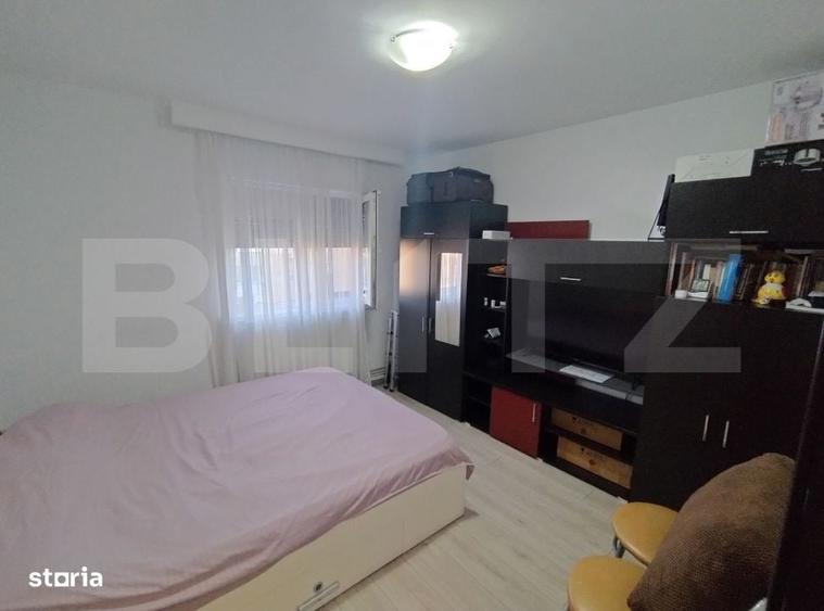Apartament cu 3 camere decomandat în 1 Mai