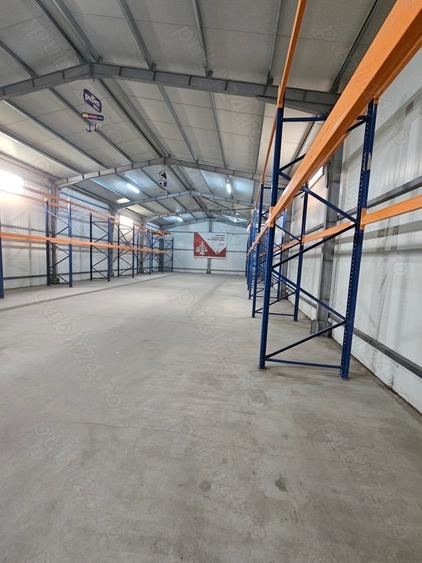 Spațiu comercial, de 400 mp, în Remuș