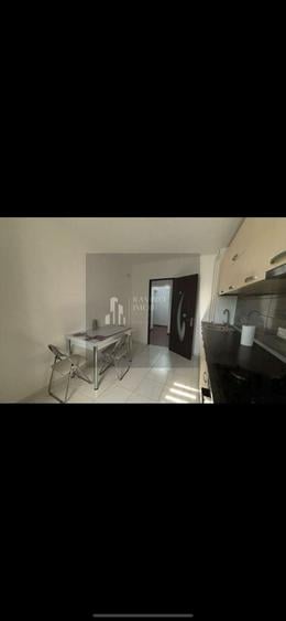 Apartament cu 2 camere decomandat în Apărătorii Patriei