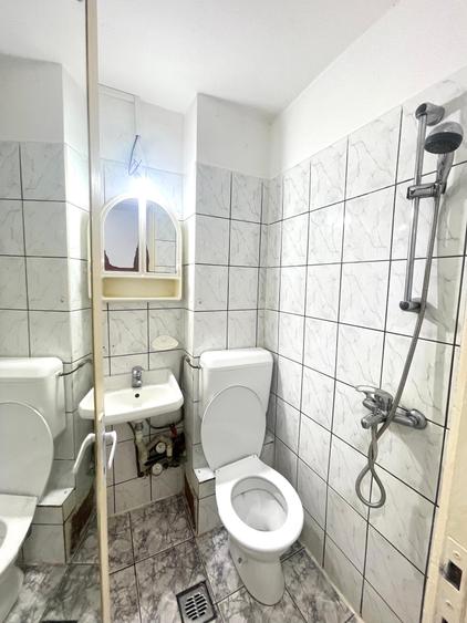 Garsonieră decomandată în Complex Studențesc