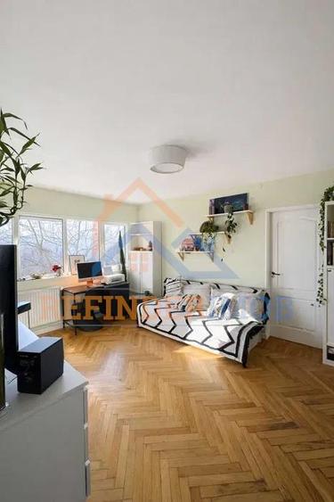 Apartament cu 2 camere semidecomandat, mobilat în Cantemir