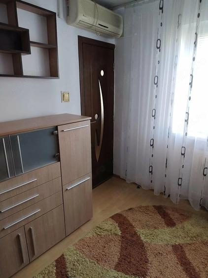 Apartament cu 2 camere nedecomandat în Central