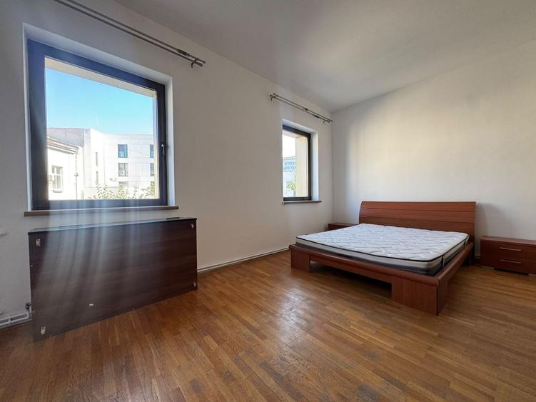 Apartament cu 3 camere decomandat, mobilat în Unirii