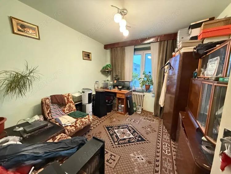 Apartament cu 3 camere decomandat în Olimpia-Stadion