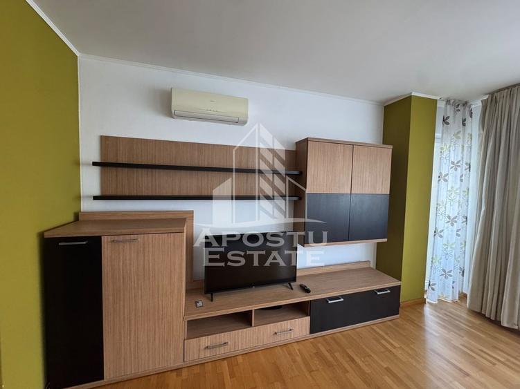 Apartament cu 2 camere semidecomandat, mobilat în Braytim