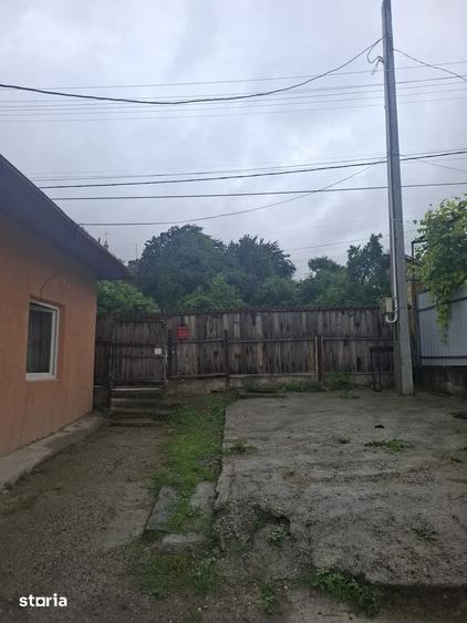 Casă cu 2 camere cu Teren 590 Mp în Central