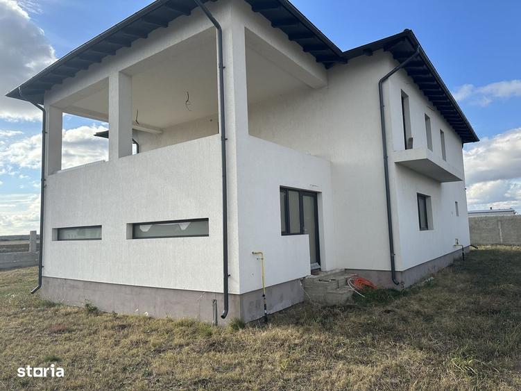 Agentia imobiliara VIGAFON vinde casa 5 camere Strejnicu - 13