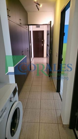 Apartament cu 3 camere decomandat, mobilat în Aradului