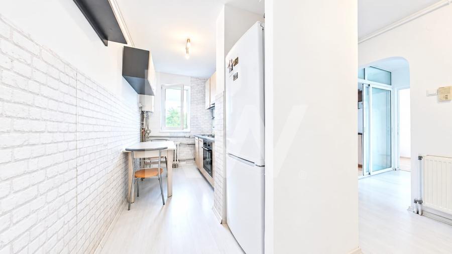 Apartament cu 3 camere decomandat, mobilat în Griviței
