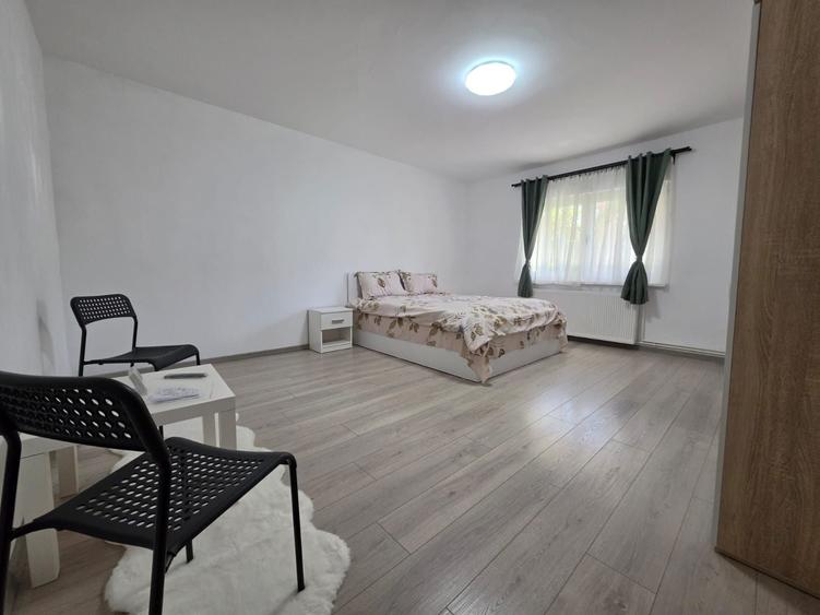 Garsonieră decomandată în Drumul Carului