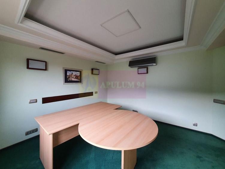 Apartament cu 3 camere de vanzare in Campina - Zona ultracentrala - 8