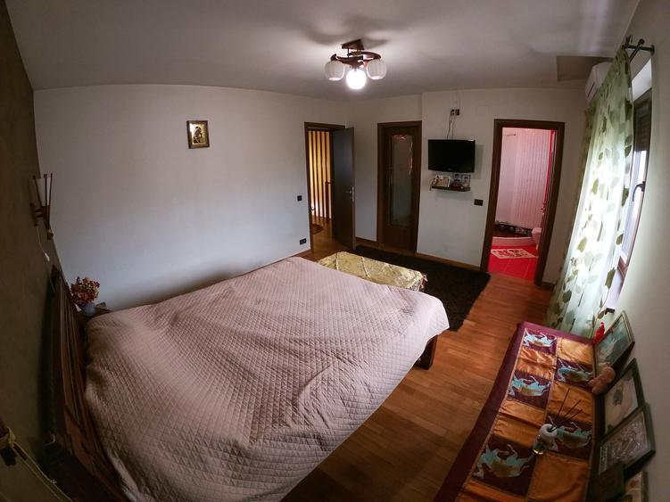 Vila S+P+1+pod vezi video - 34