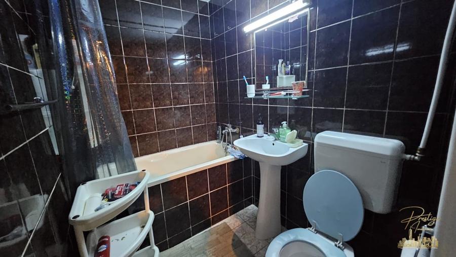 Apartament 2 camere tip Q de vanzare la parter, str. Feldioarei - 11