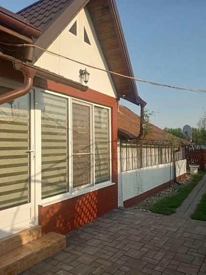 Vand Casa de vanzare in jude?ul Prahova, comuna Dragane?ti, sat Cornu de Jos, str. Principala - 4