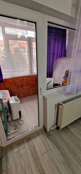 Vand apartament 2 camere - 1