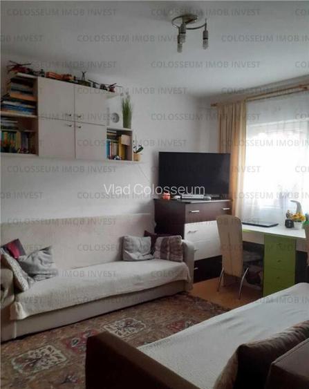 Apartament cu 2 camere, decomandat - Cartier Racadau Apartament cu 2 camere, decomandat - Cartier Racadau