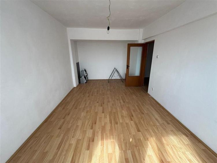 Apartament 2 camere, 60mp + garaj proprietate, etaj 4 cu acoperis - 4