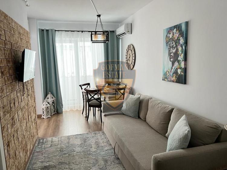 Garsoniera ICIL 40 mp, bloc nou, complet mobilat, centrala gaze, A/C, etaj 4/5 - 4