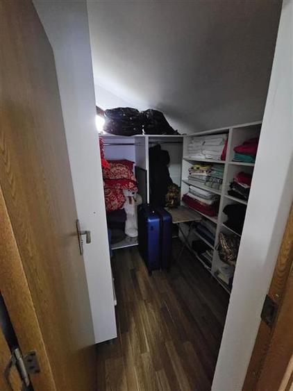 Vila de vanzare , Valea Lupului, 1 decembrie - 7