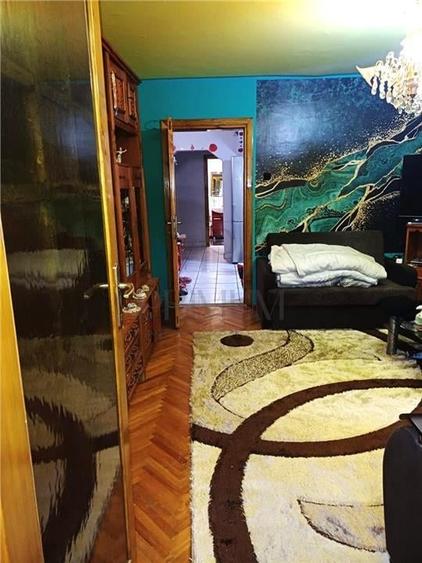 SOARELUI - 3 camere - 2 bai - 2 balcoane - centrala  proprie - ETAJ 1 - 6