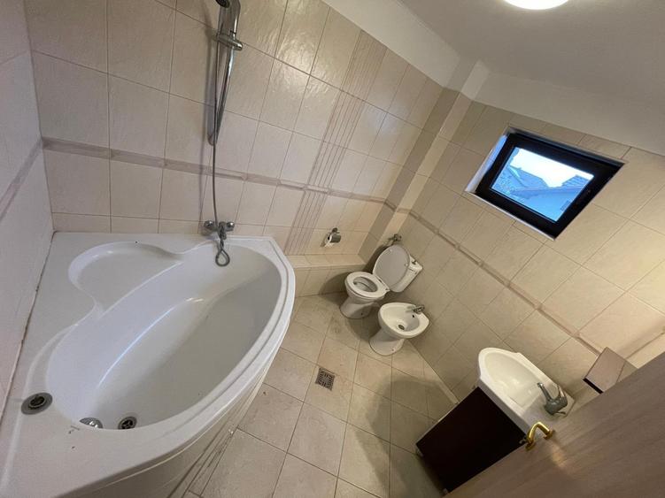 VILA P+1 COMPLEX GATED COMMUNITY SEMI MOBILATA OTOPENI-ODAI LANGA PENNY - 15