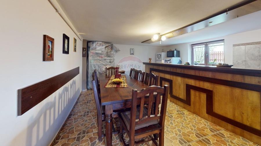 Casă / Vilă cu 4 camere de vânzare în zona Calea Poplacii - 14