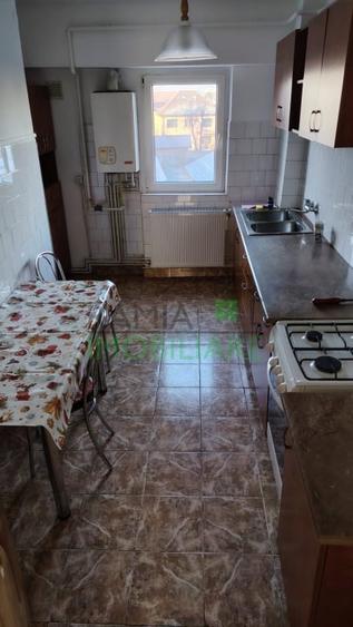 Apartrament 3 camere de inchiriat Decomandat. - 9