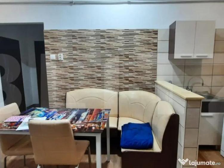 Casa de vanzare cu 3 camere, 100 mp, zona Titulescu Satu Mar - 5
