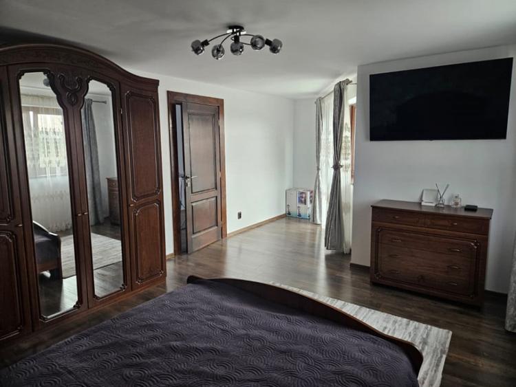 Vila cu teren 2.200 mp, sat Tariceni-comuna ?irna - 12