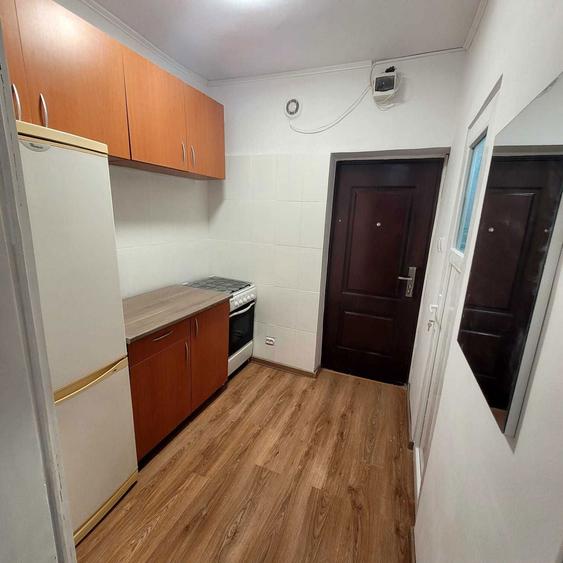 Vand camera de camin zona Tractorul - 6