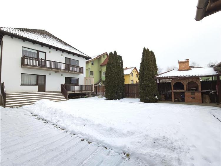 Casa cu 4 camere 2 bai curte spatioasa de inchiriat - 10