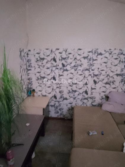 Vand sau schimb apartament