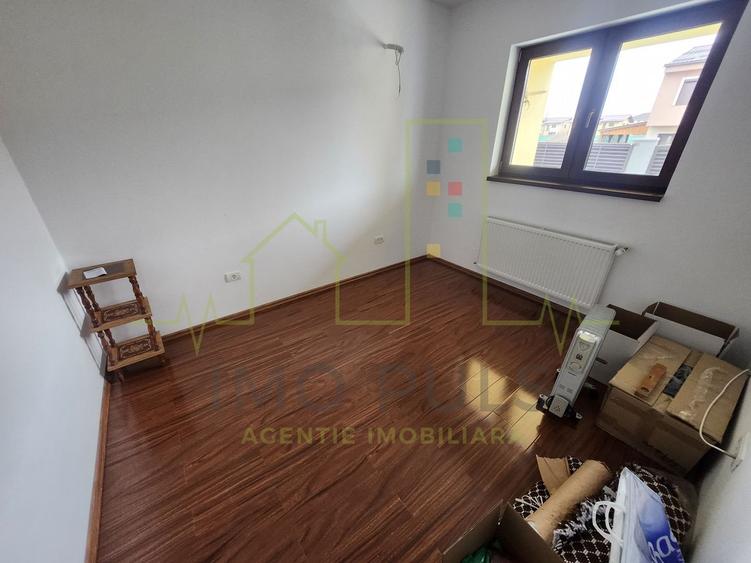 Timisoara. 914 Teren. 7 Bai. 2 Garaje. Zona Ciarda Rosie. Posibilitate rate - 7