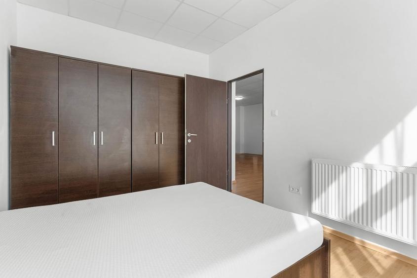 Apartament - Lux 2466 EURO/mp | 2 camere | 75 mp, et 1 | P-ta 1 Mai - 6
