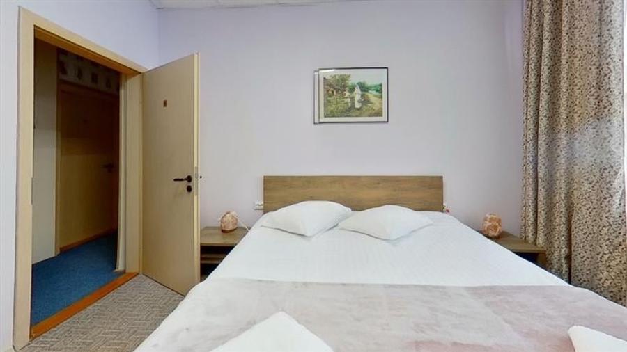 Tur LIVE! In aria Centrala a Brasovului, Hotel distinct - 34