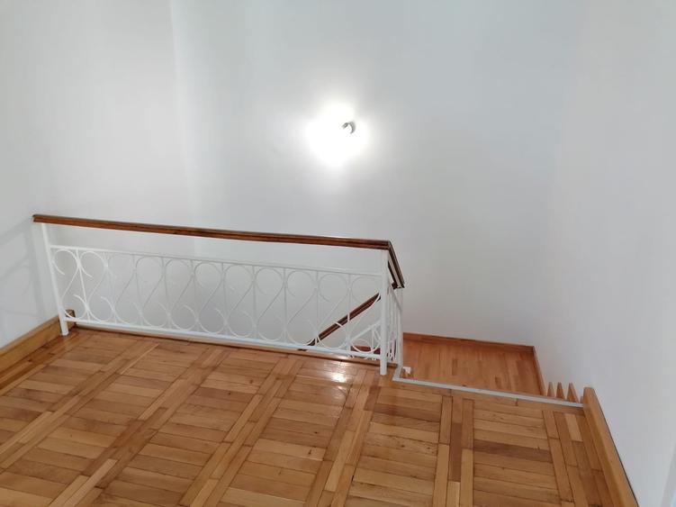 Apartament in casa, zona Patria - 6